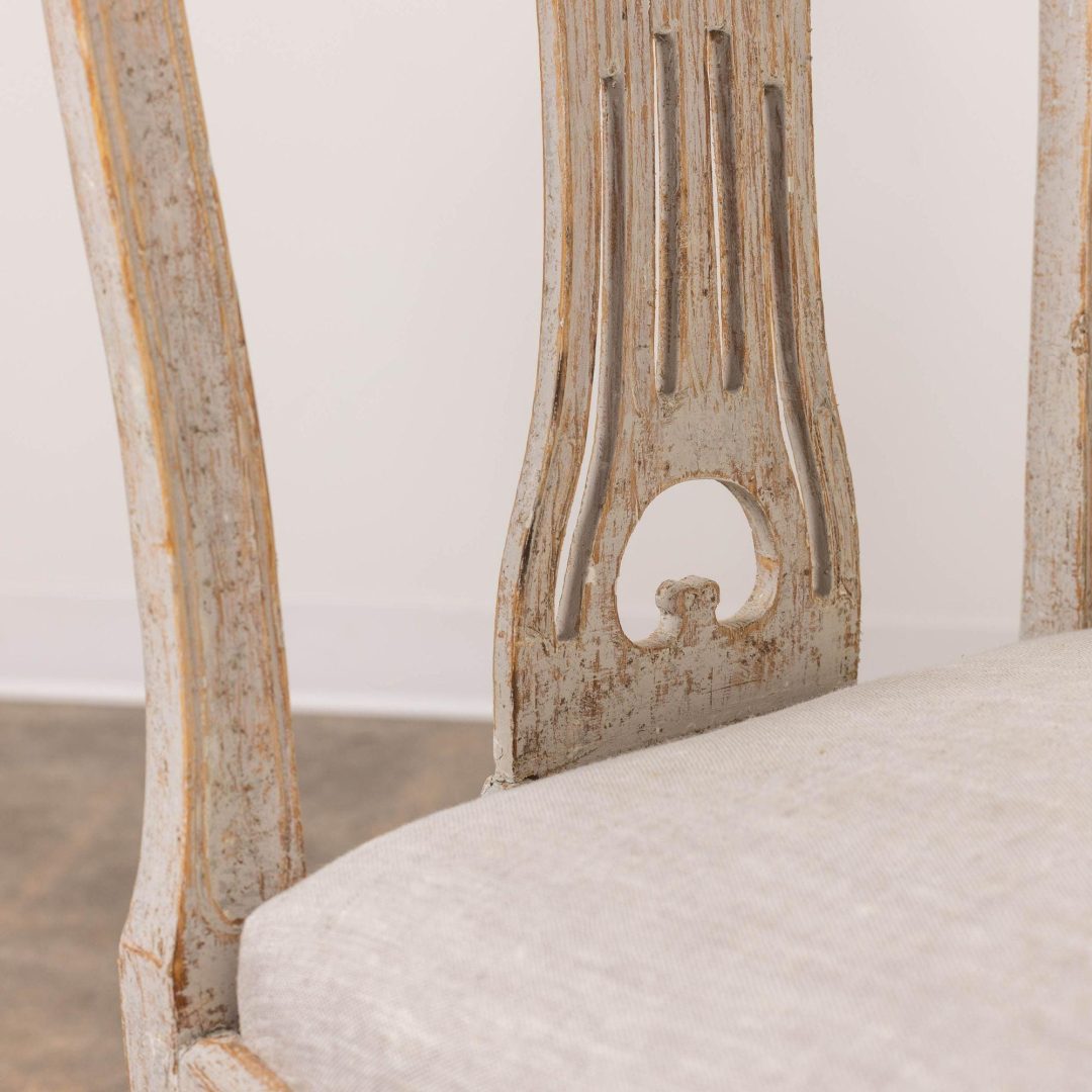 6_2195_18th_century_set_of_twelve_Swedish_Gustavian_painted_chairs_007