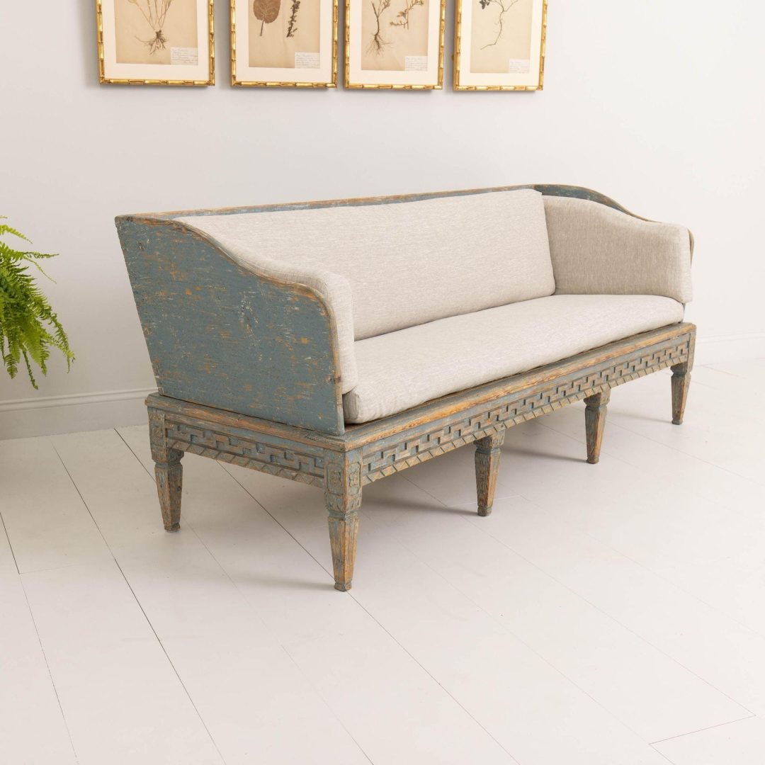 6_2232_18th_century_Swedish_Gustavian_period_Trag_Sofa_018