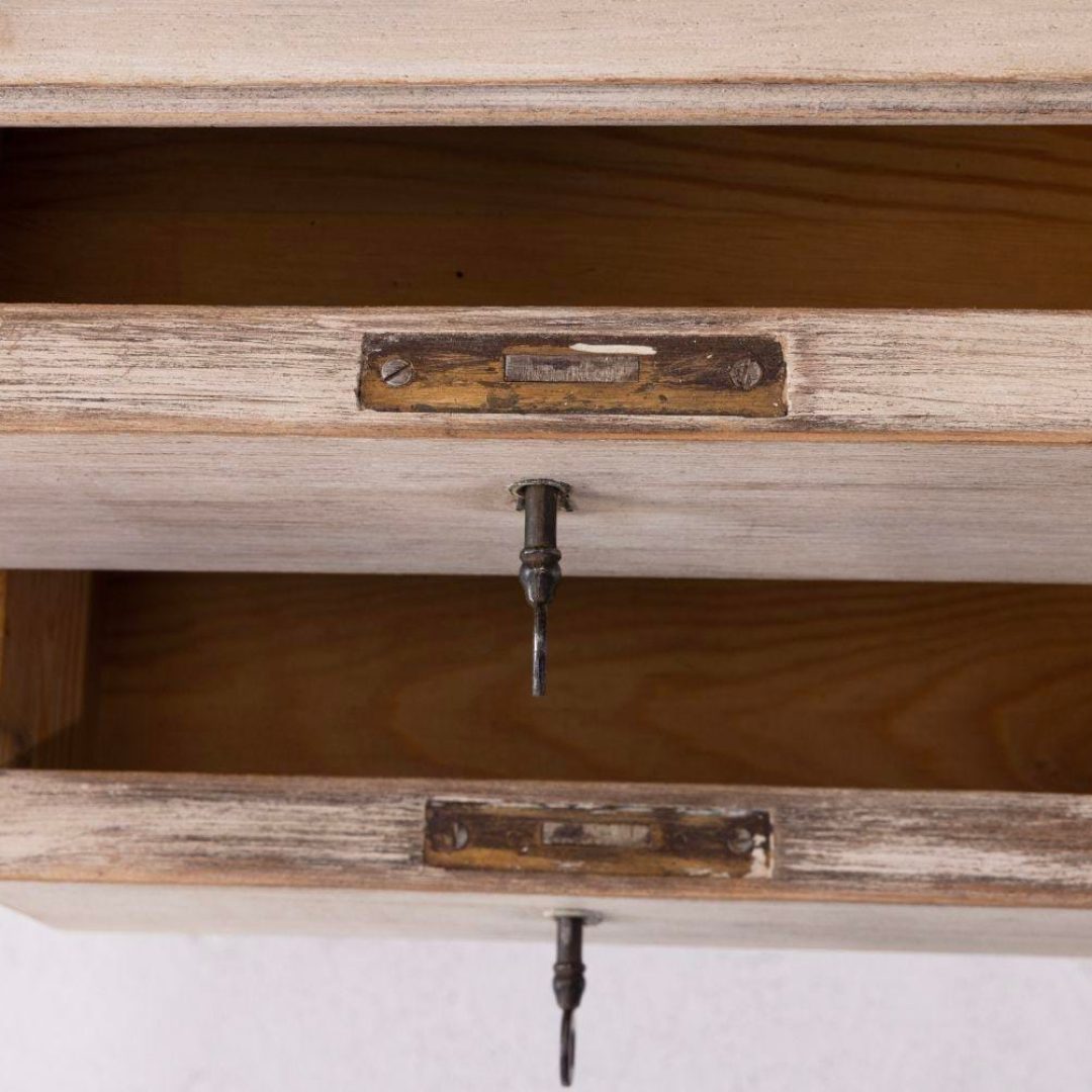6_desk_6