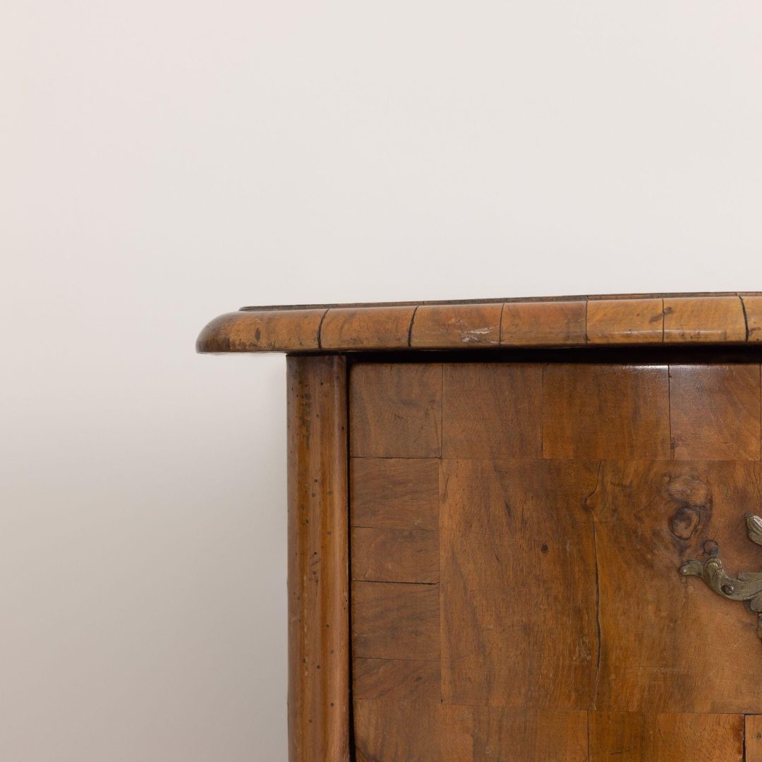 7_2026_18th_century_dutch_walnut_rococo_chest_commode_marquetry_12