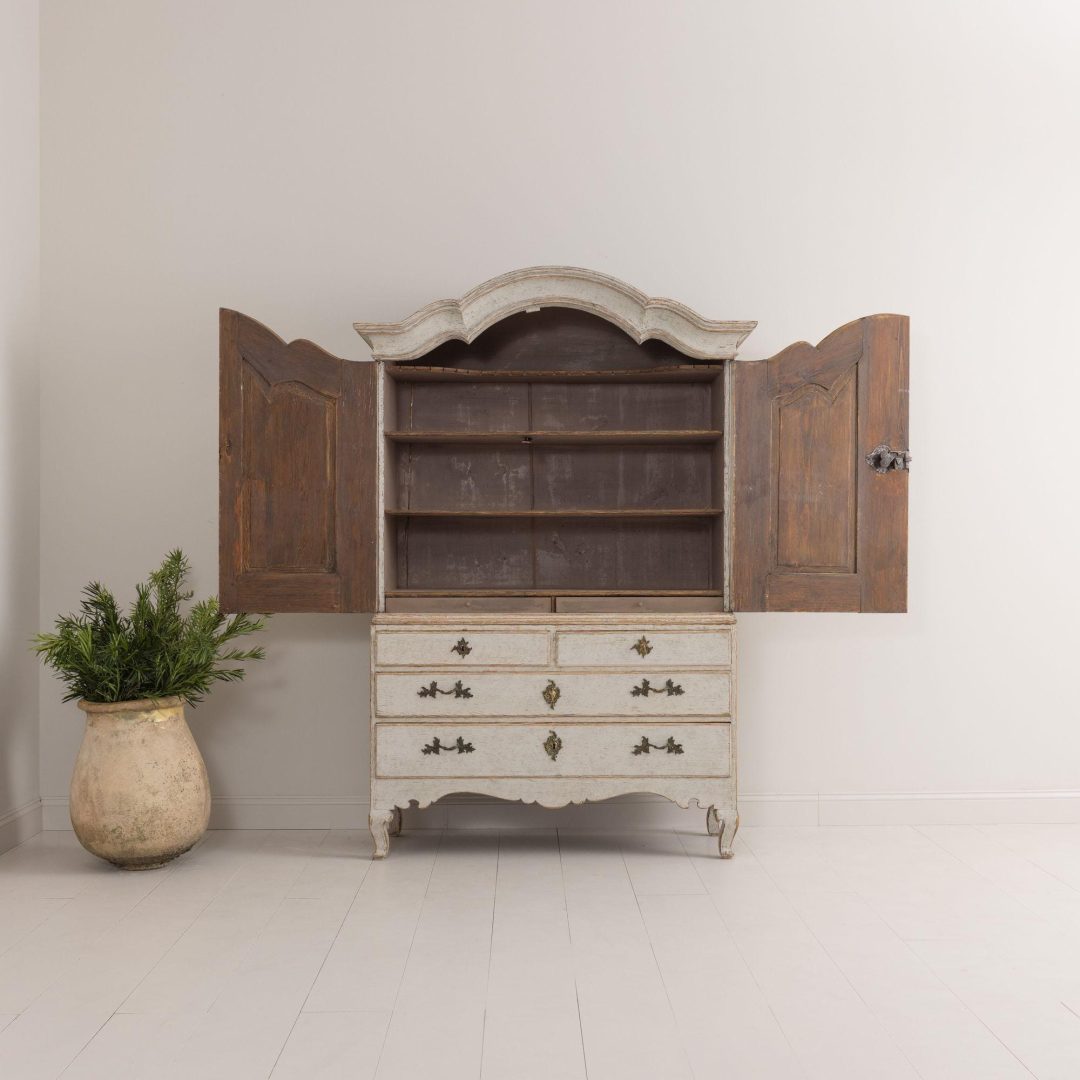 7_2128_18th_century_swedish_rococo_painted_linen_press_cabinet_3