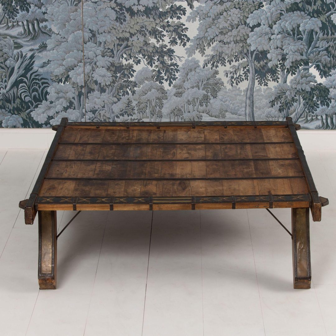 7_2292_Early_20th_century_Mauritania_acacia_wood_coffee_table-0027