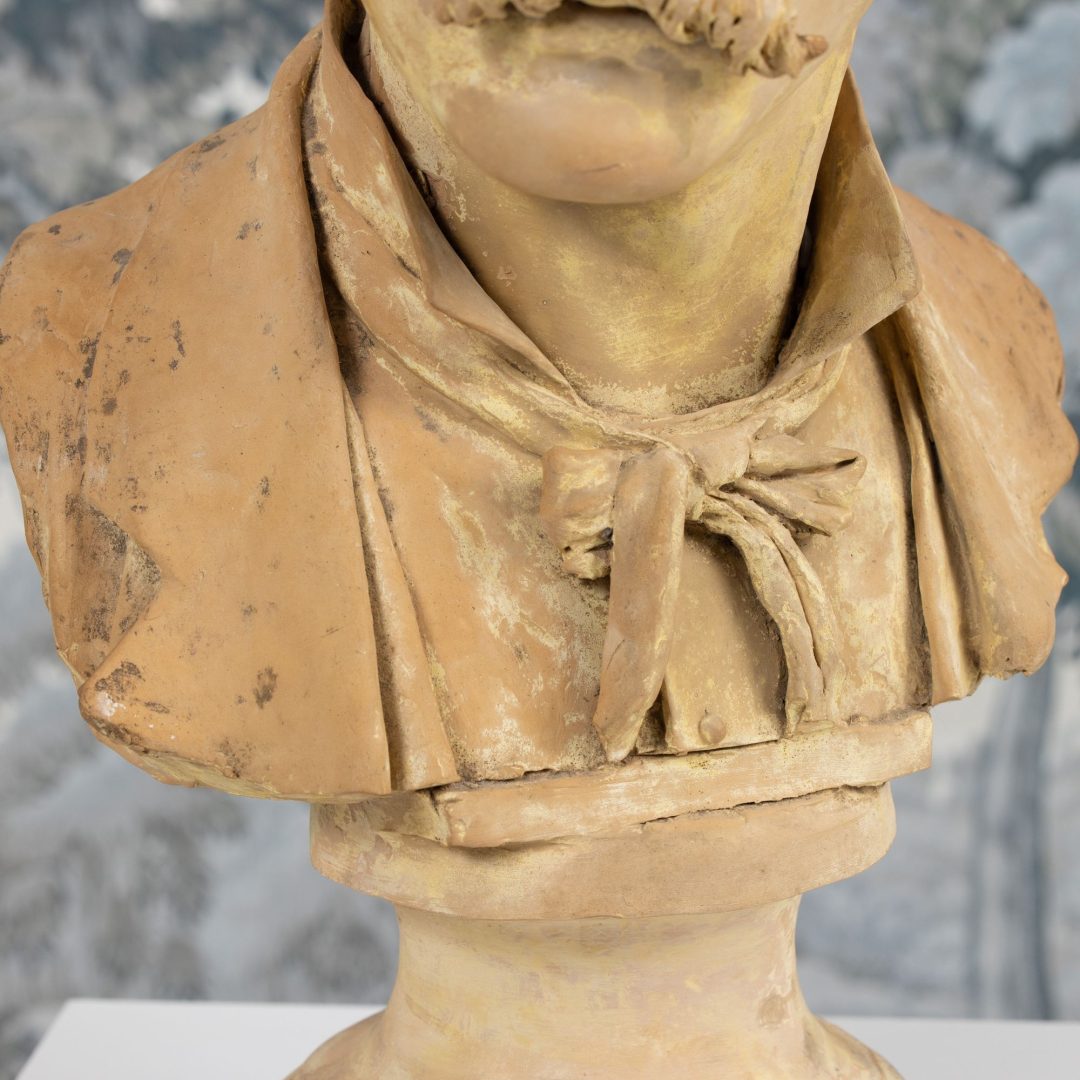 7_2313_18th_century_French_yellow_terracotta_bust-0017