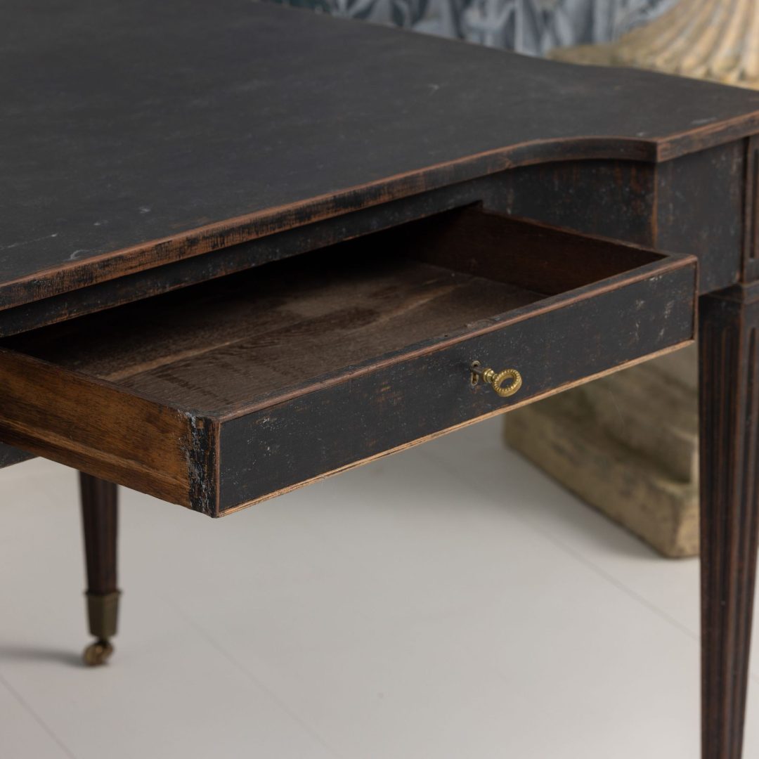 7_2339_18th_century_dutch_Louis_XVI_painted_writing_desk-0021