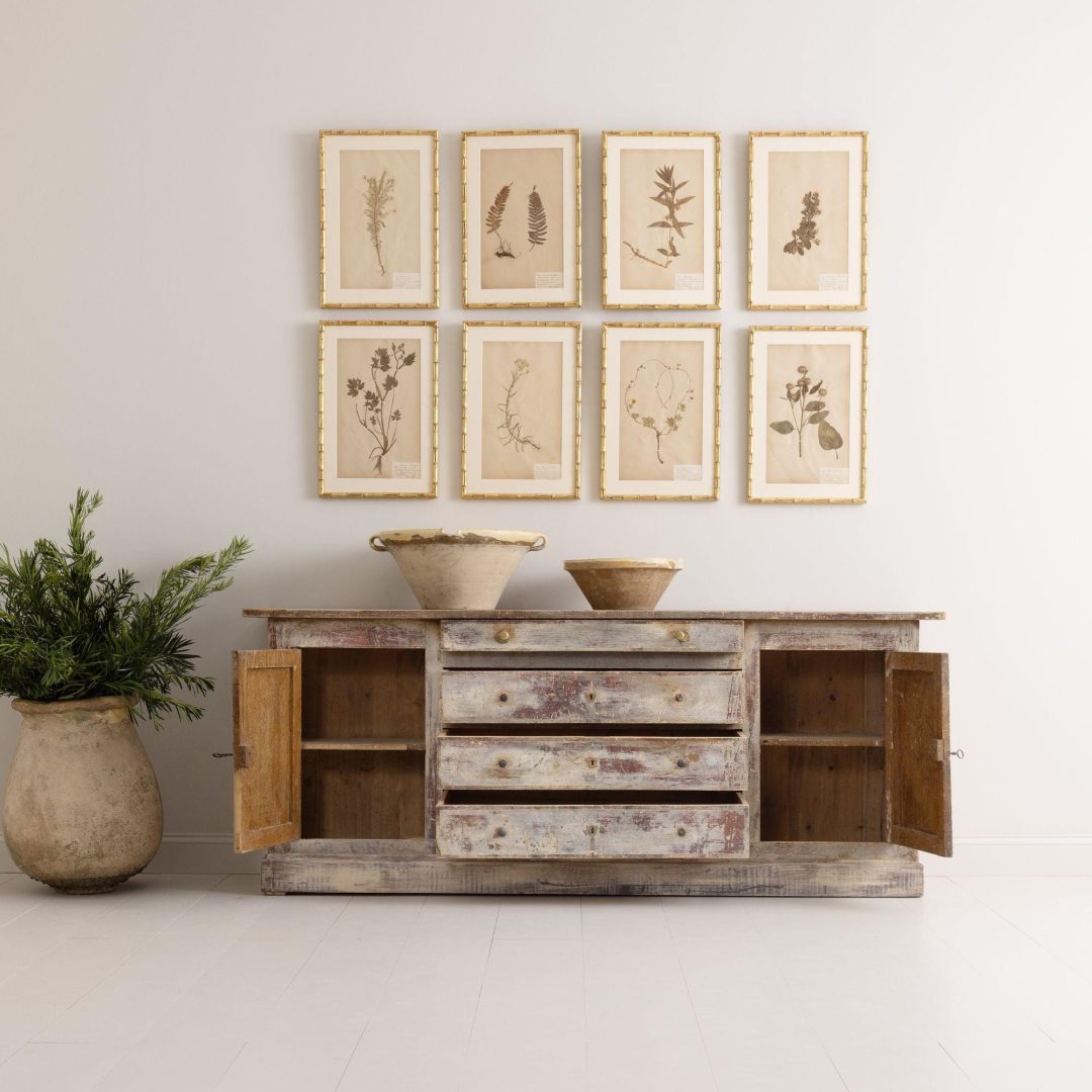 8_2022_19th_century_french_original_paint_enfilade_buffet_7