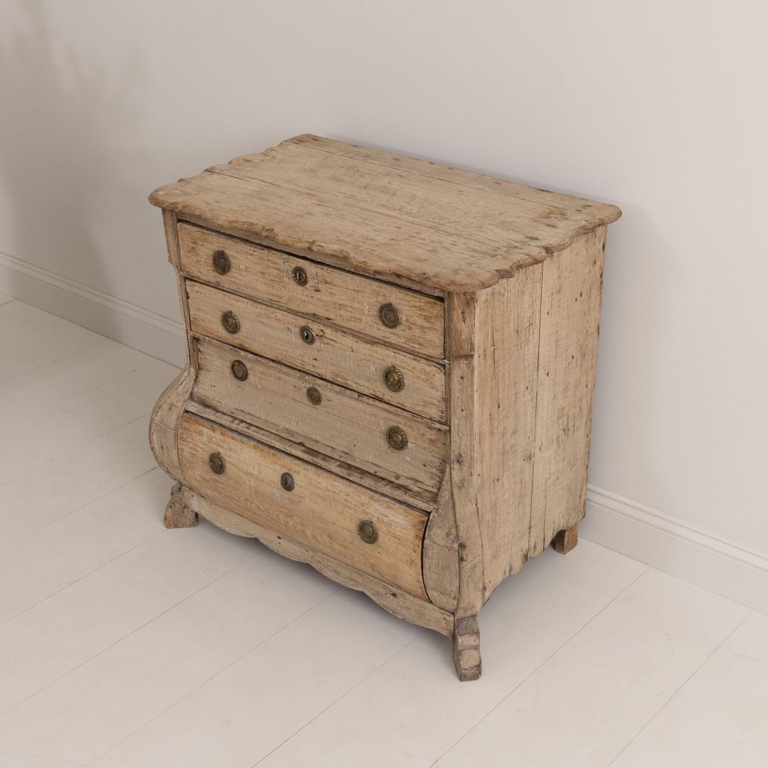 8_2064_19th_century_dutch_rococo_natural_scalloped_top_bombay_commode_chest_11