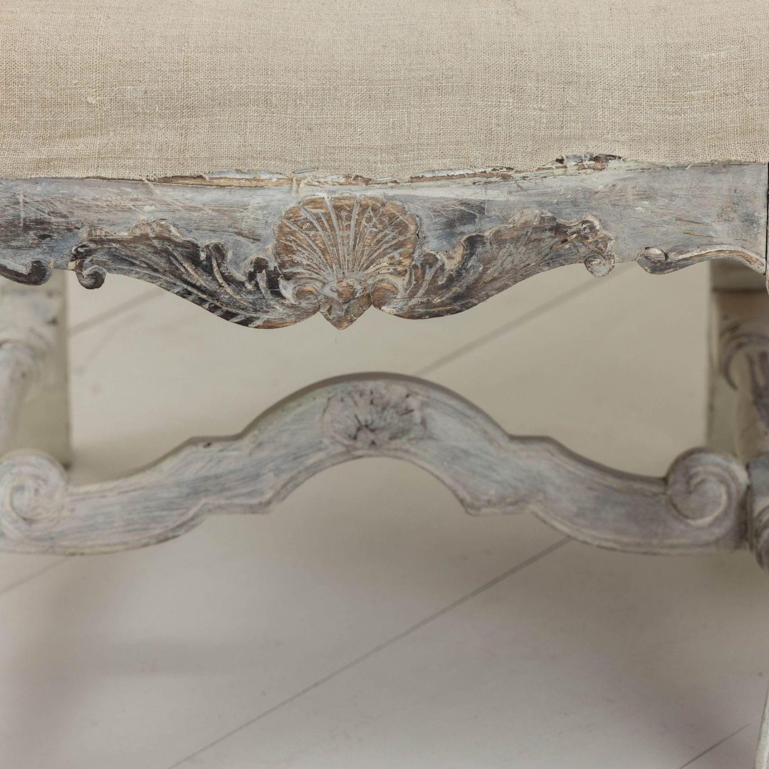 8_2127_19th_century_swedish_original_paint_rococo_sofa_bench_settee_036