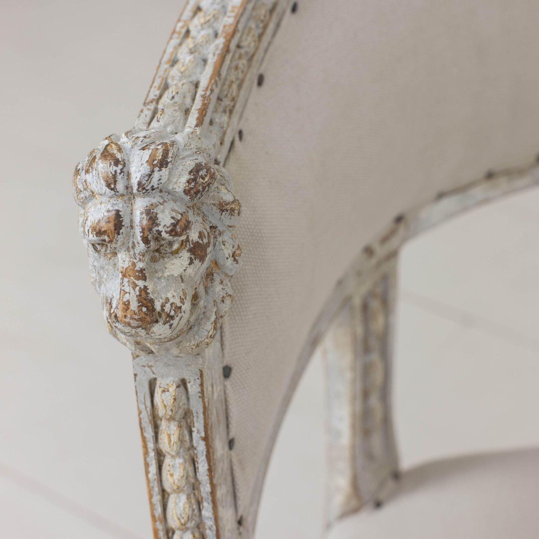 8_2159_19th_century_swedish_gustavian_pair_of_painted_barrel_back_arm_chairs_014