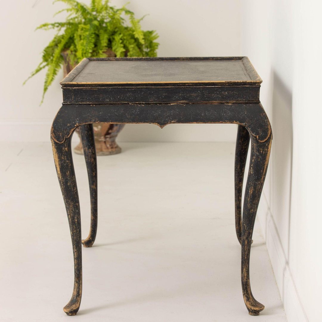 8_2199_18th_century_Swedish_Rococo_painted_tea_table_012