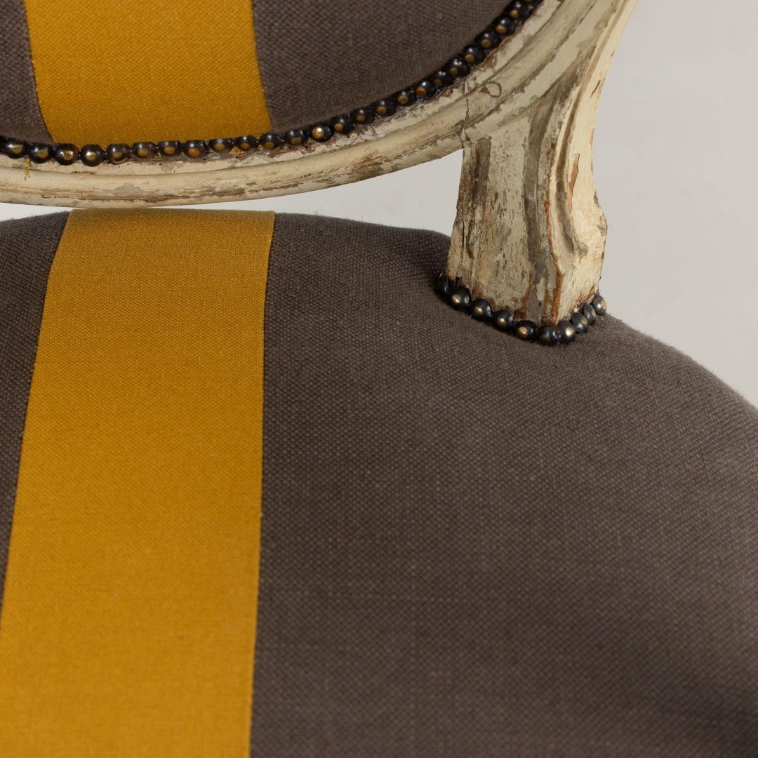 8_2226_B_18th_century_French_Louis_XVI_fauteuil_in_original_paint-0020