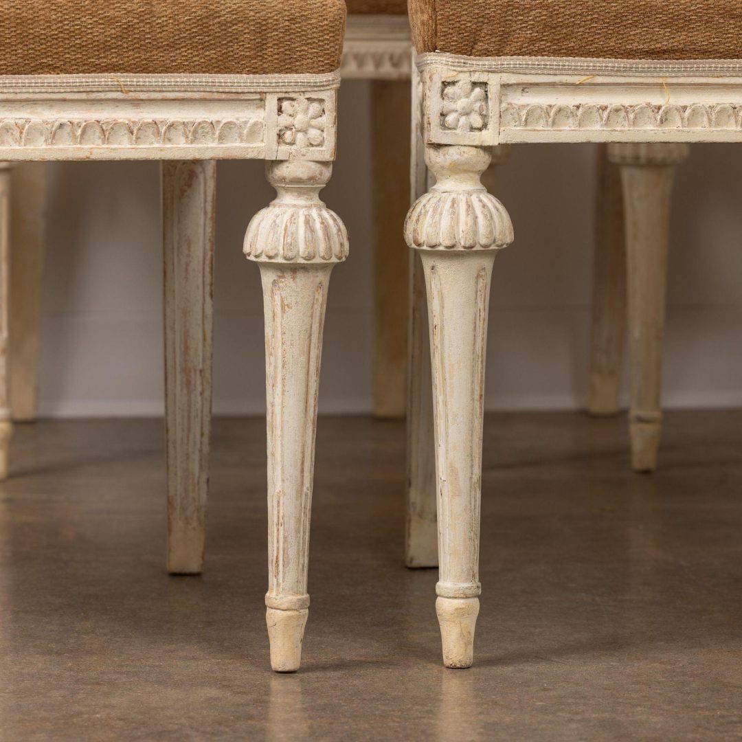 8_2287_18th_century_set_of_eight_swedish_gustavian_chairs_in_original_paint-0007