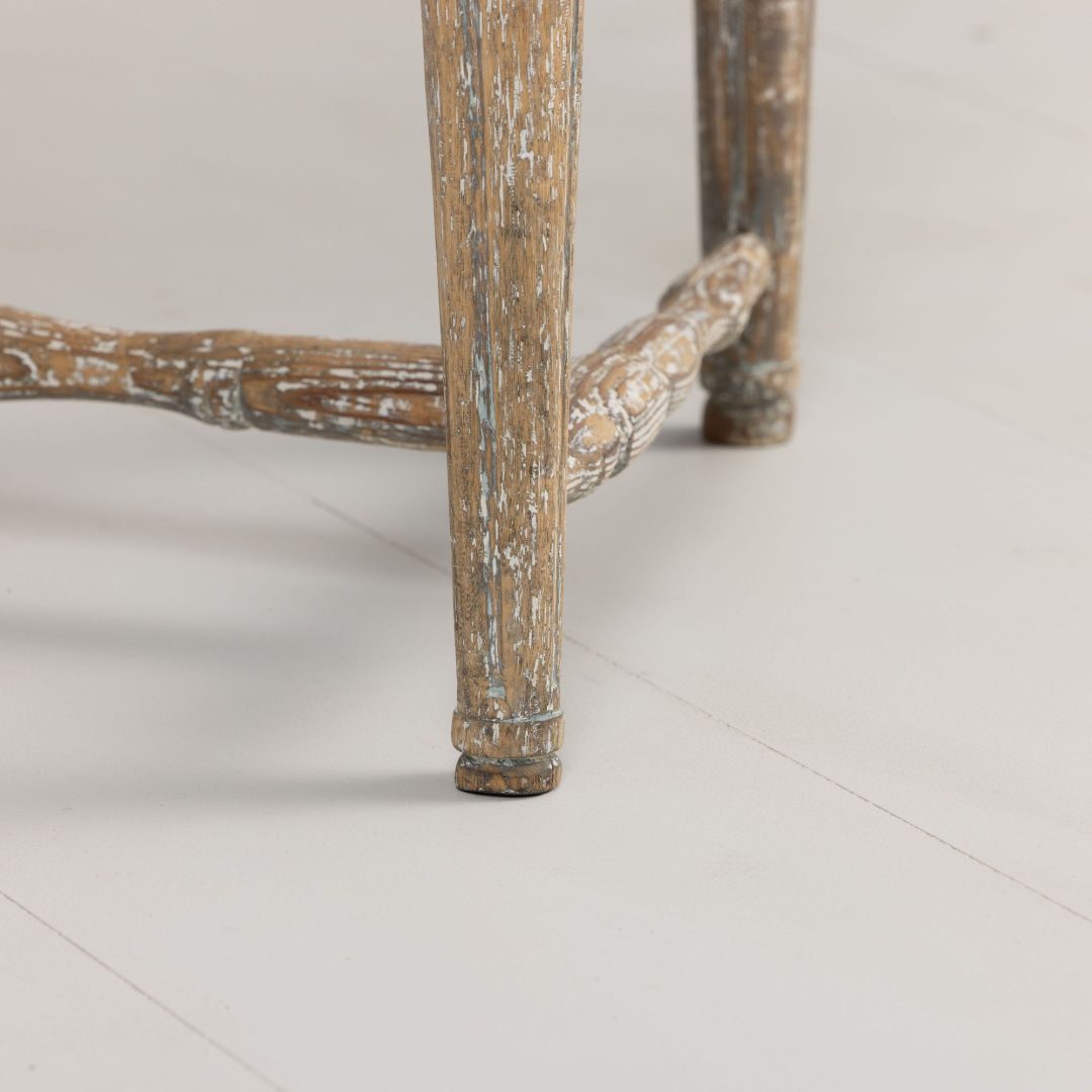 8_2298_18th_century_swedish_gustavian_pair_of_chairs_in_original_paint-0015