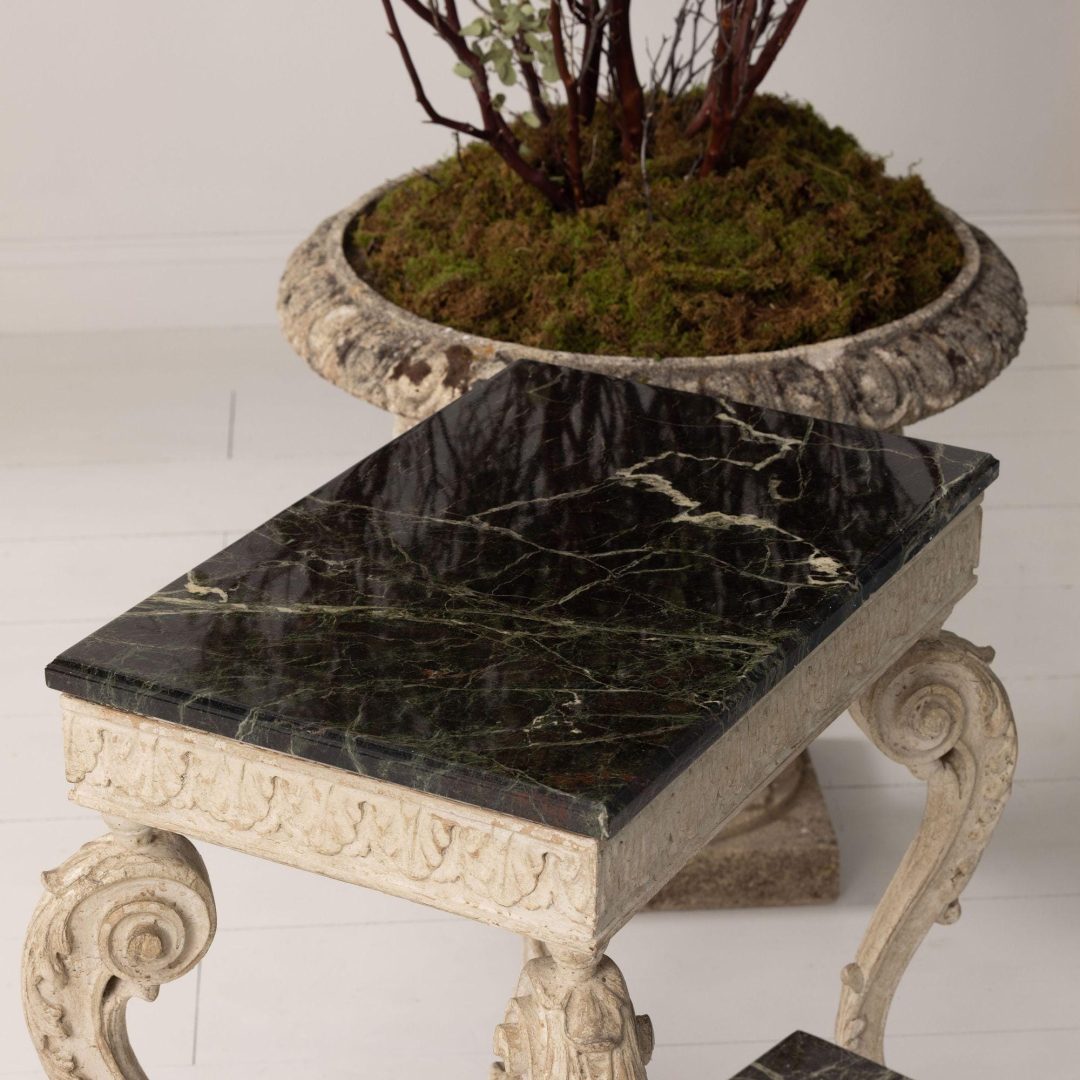 8_2310_Pair_of_French_Regency_side_tables_with_campan_marble_tops-0028