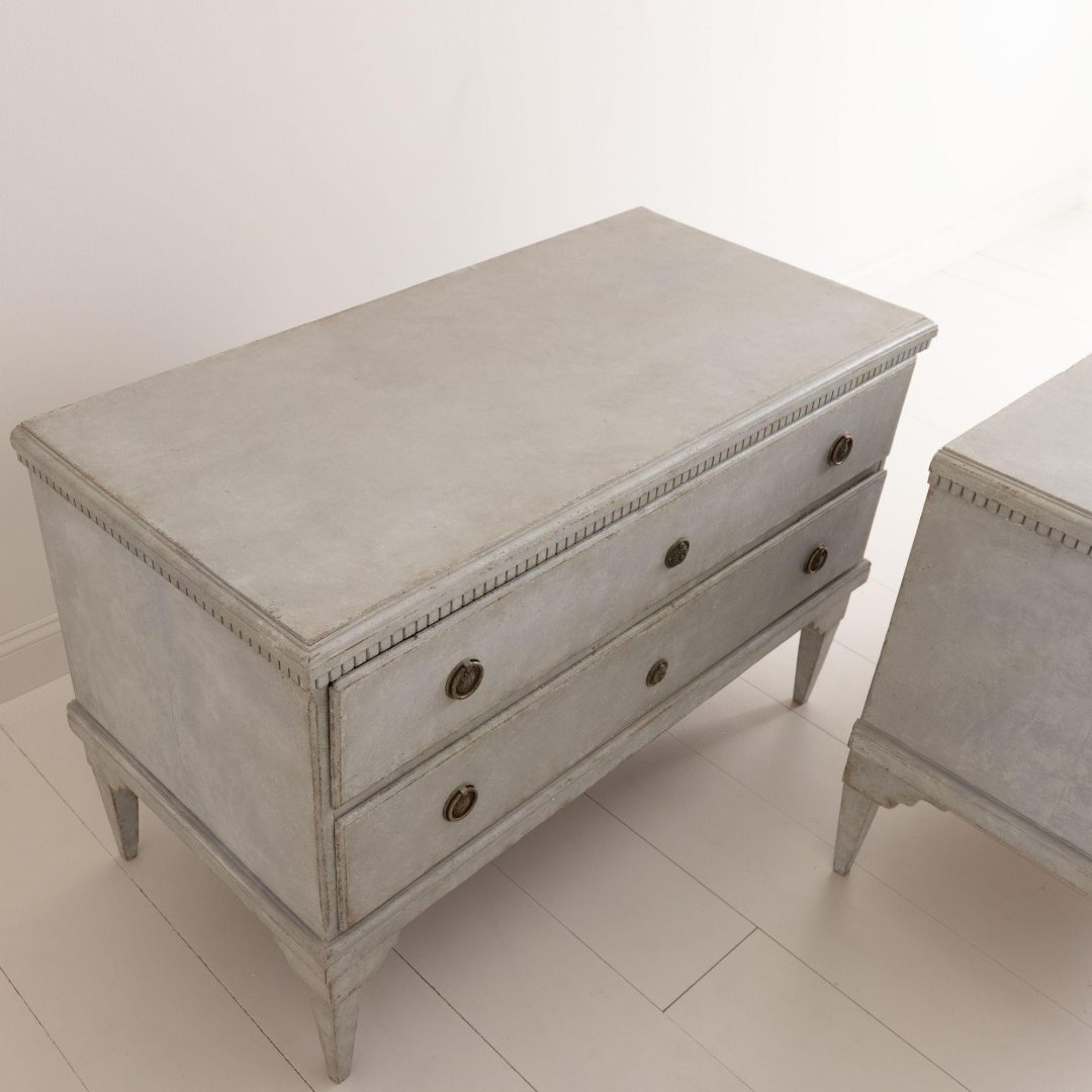 9_1932_18th_century_swedish_gustavian_pair_painted_large_chests_12