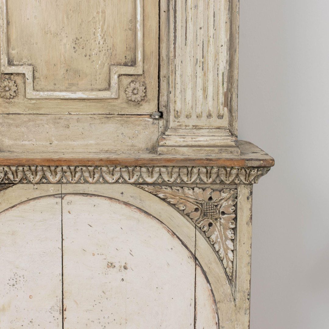 9_2142_19th_century_swedish_gustavian_period_pilaster_cupboard_017