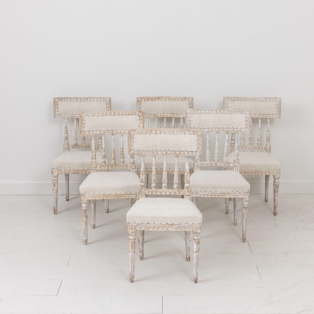 9_2143_19th_century_swedish_gustavian_period_set_of_six_dining_chairs_in_original_paint_002