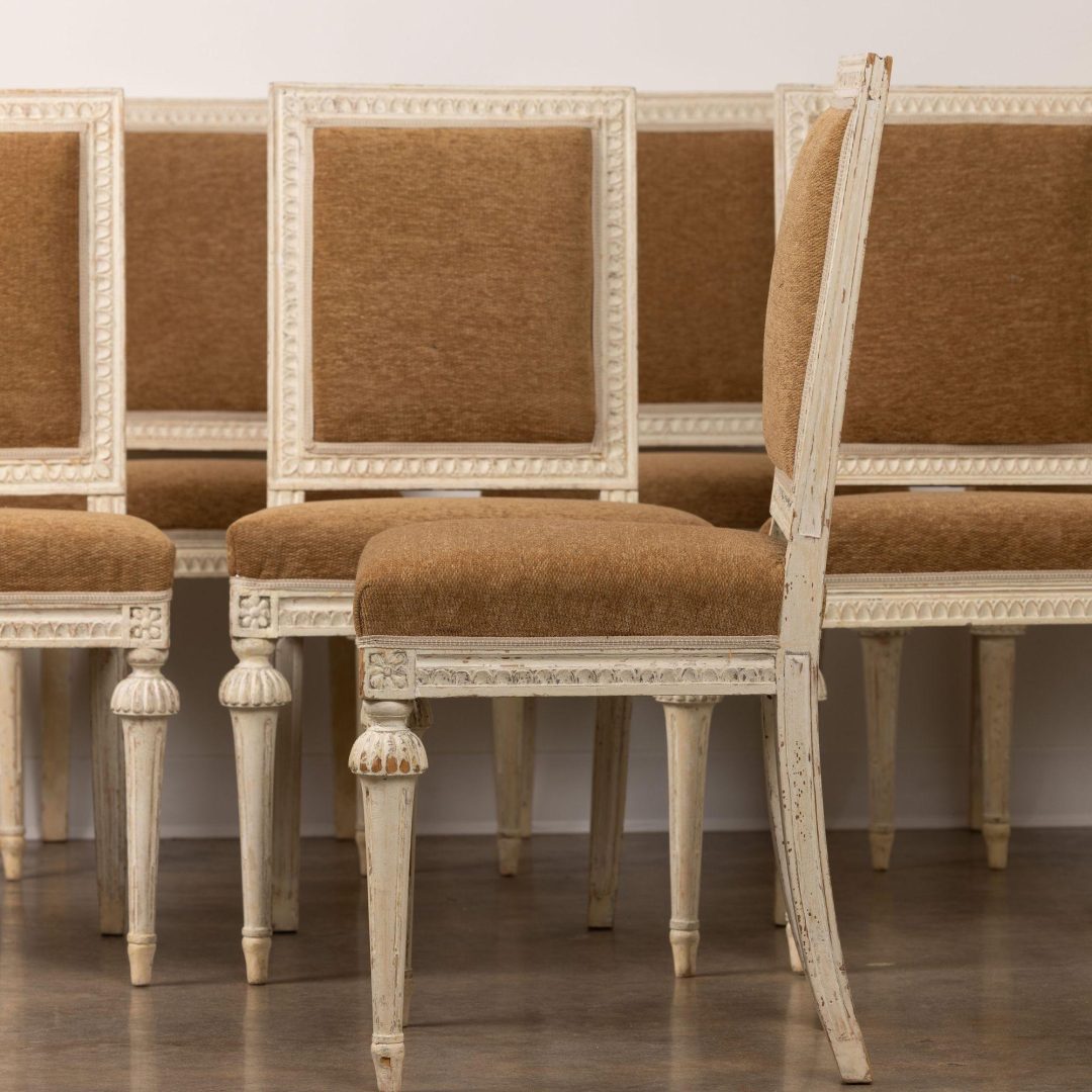 9_2287_18th_century_set_of_eight_swedish_gustavian_chairs_in_original_paint-0014