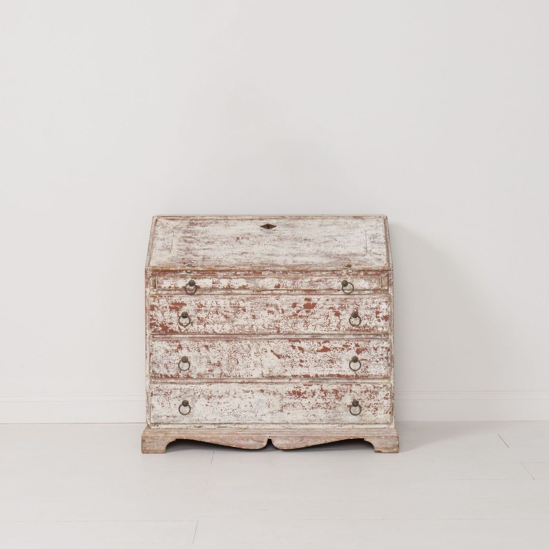 9_2305_19th_century_swedish_bureau_desk_in_original_paint-0001