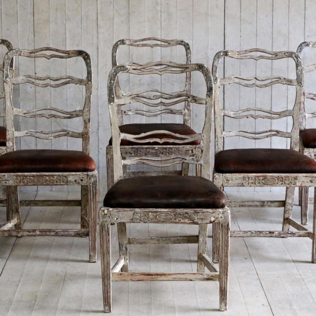 Chairs202_0.jpg