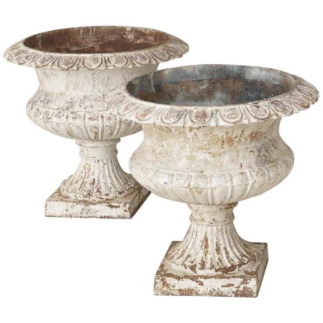 Pr20Urns20-20M.jpg
