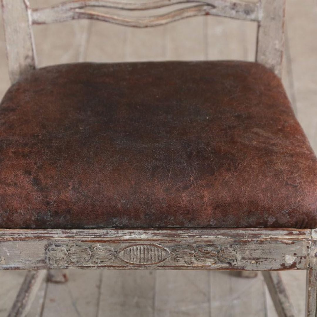 chairs2030.jpg