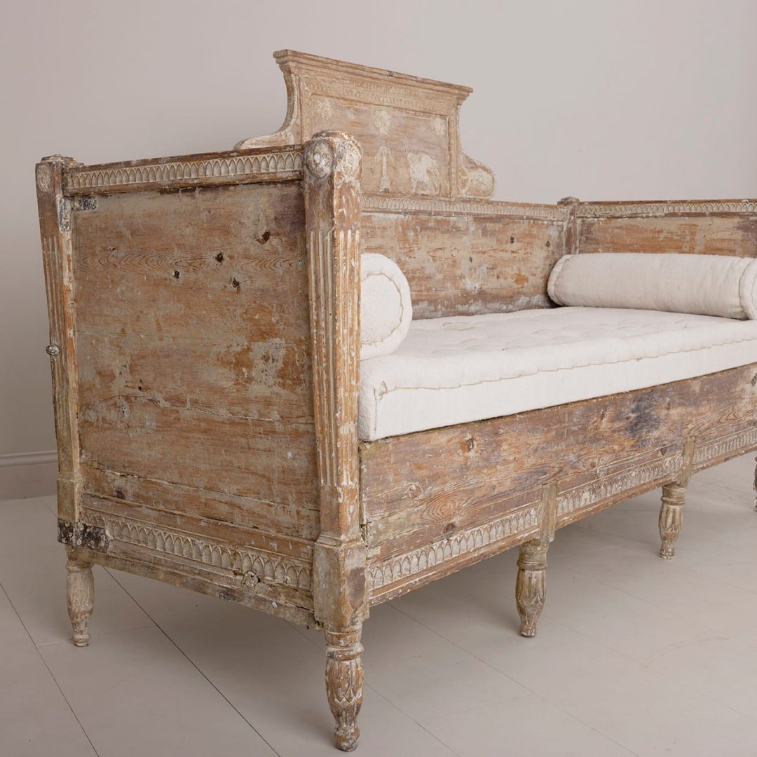 gustavian20sofa203.jpg
