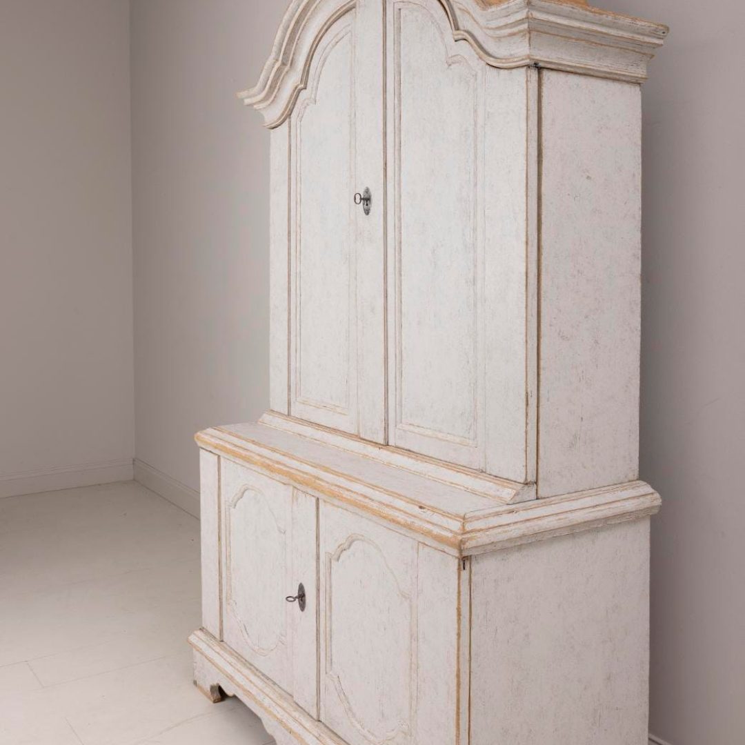 marriage20cabinet205.jpg