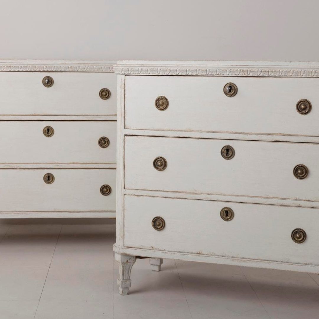 pair20of20chests20-20MR_0.jpg