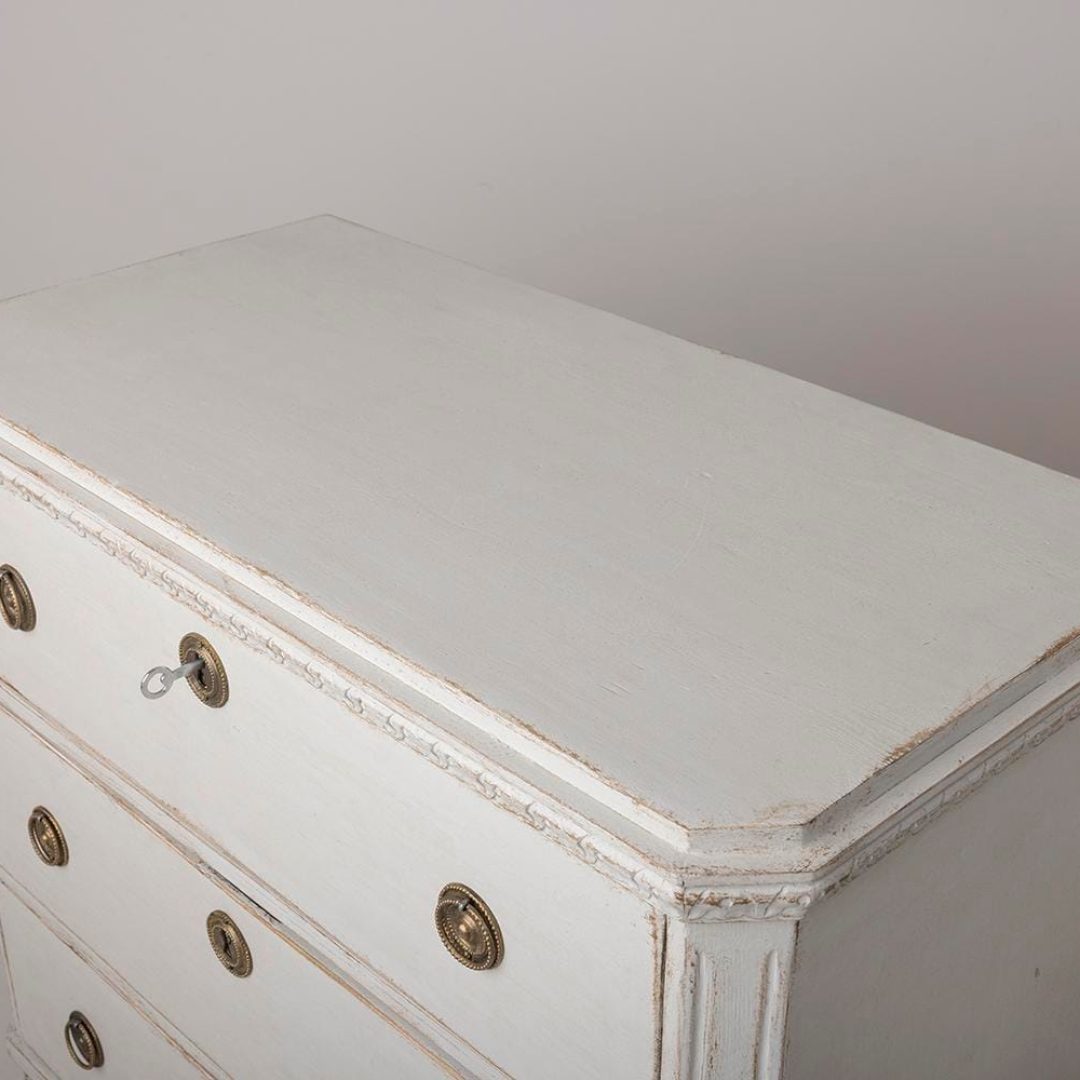 pair20of20chests20520-20MR_0.jpg