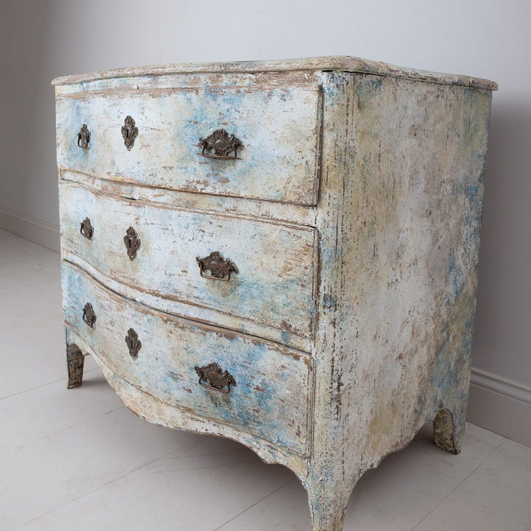 r20commode205.jpg