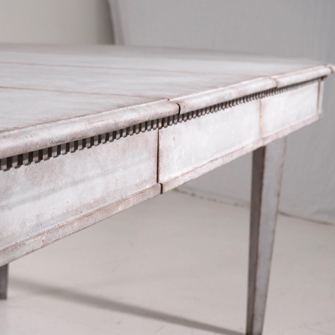 table20g209.jpg